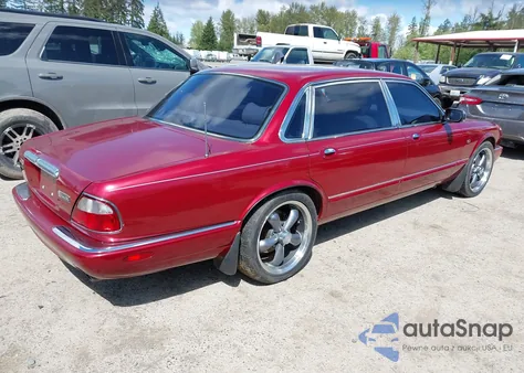 1998 Jaguar Xj8 Vanden Plas из США, поврежденный, VIN SAJKX6249WC844067
